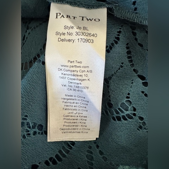 Women’s Part Two Grethe Lace Ruffle Sleeve Dark Teal Blouse Leaf Pattern Button - Picture 5 of 6